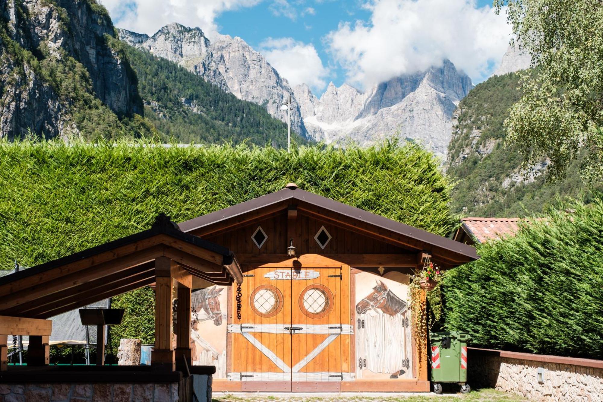 Residence Al Caminetto Molveno Buitenkant foto
