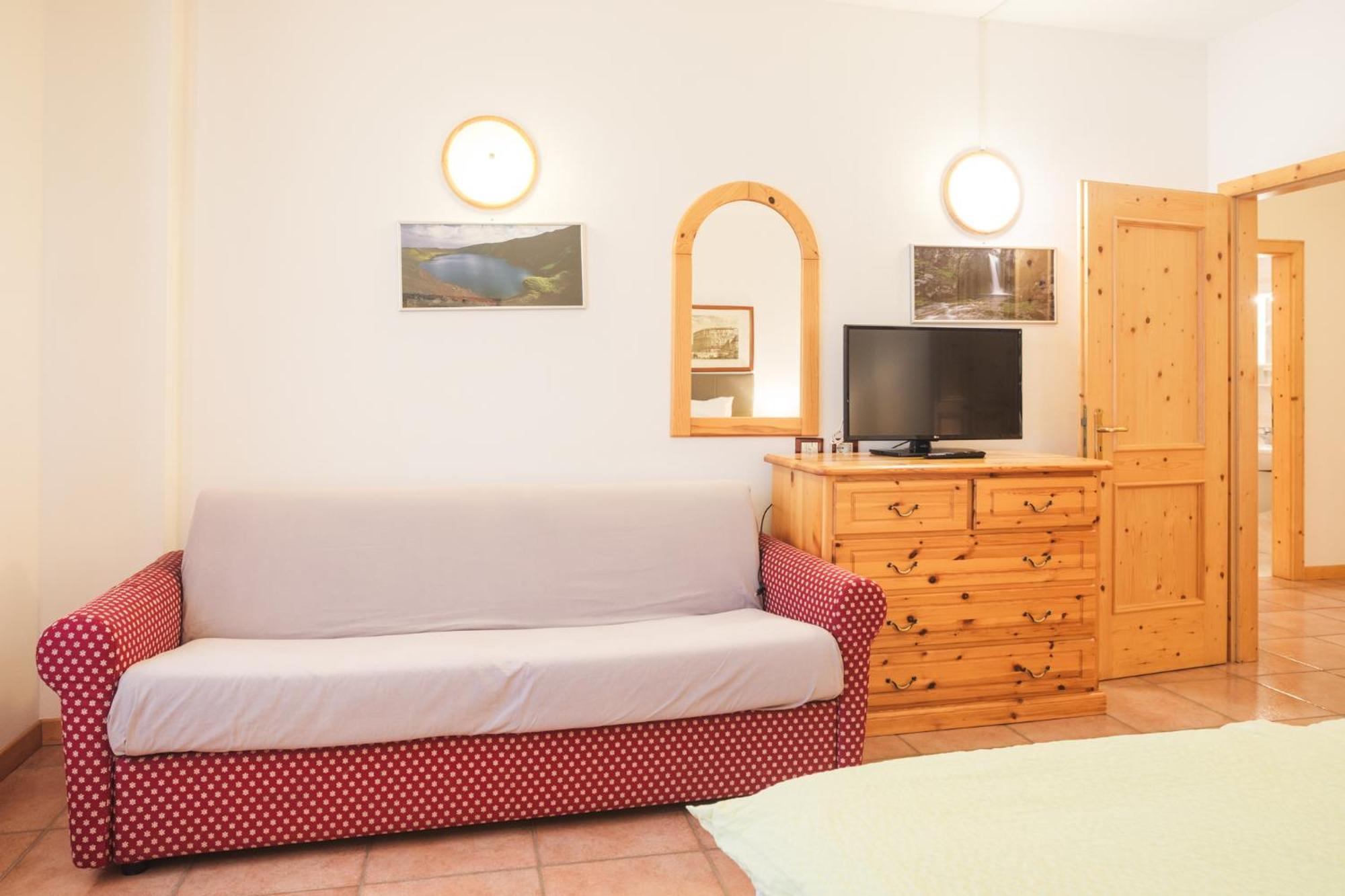 Residence Al Caminetto Molveno Buitenkant foto
